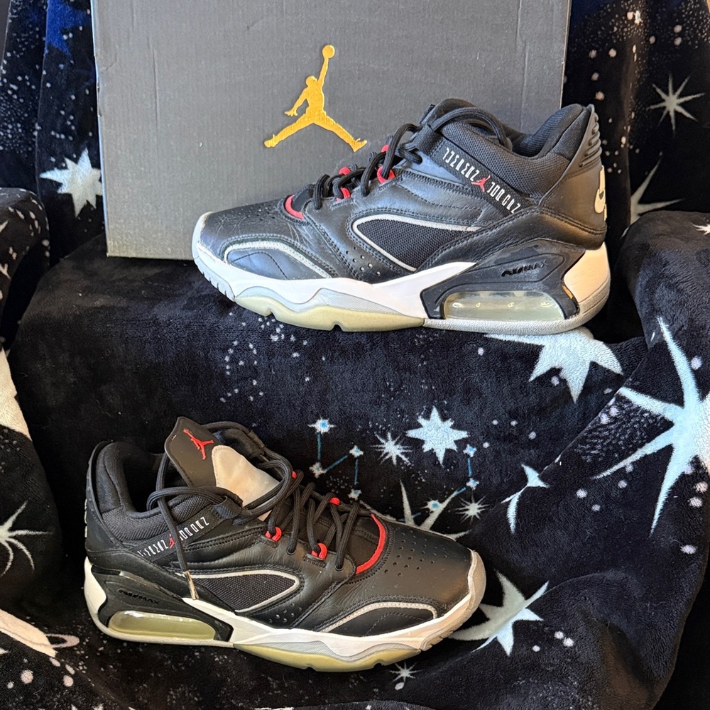 Jordan Point Lane Sneakers